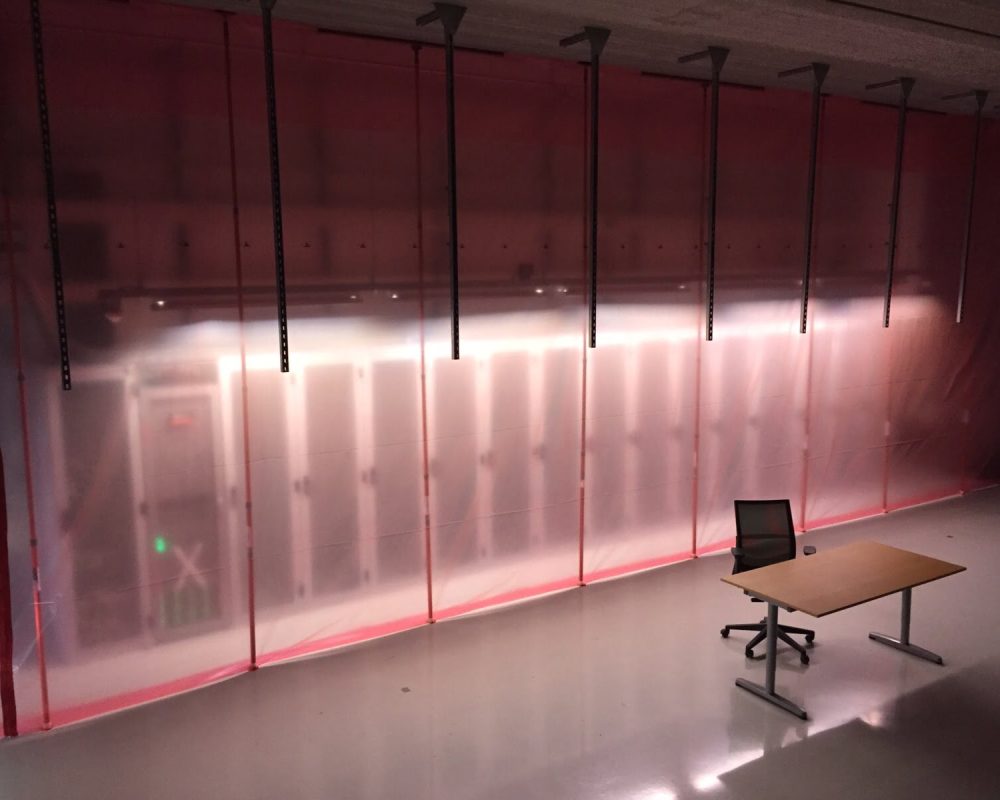 ESD stofscherm ingezet in datacenter stofschermhuren.nl